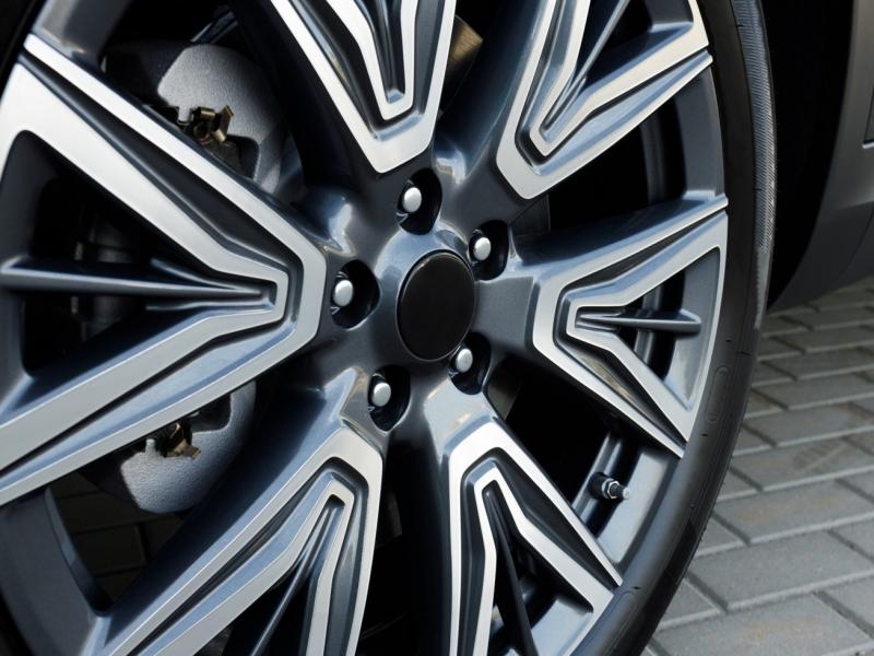 Czy do SUVów trzeba kupować specjalne opony?