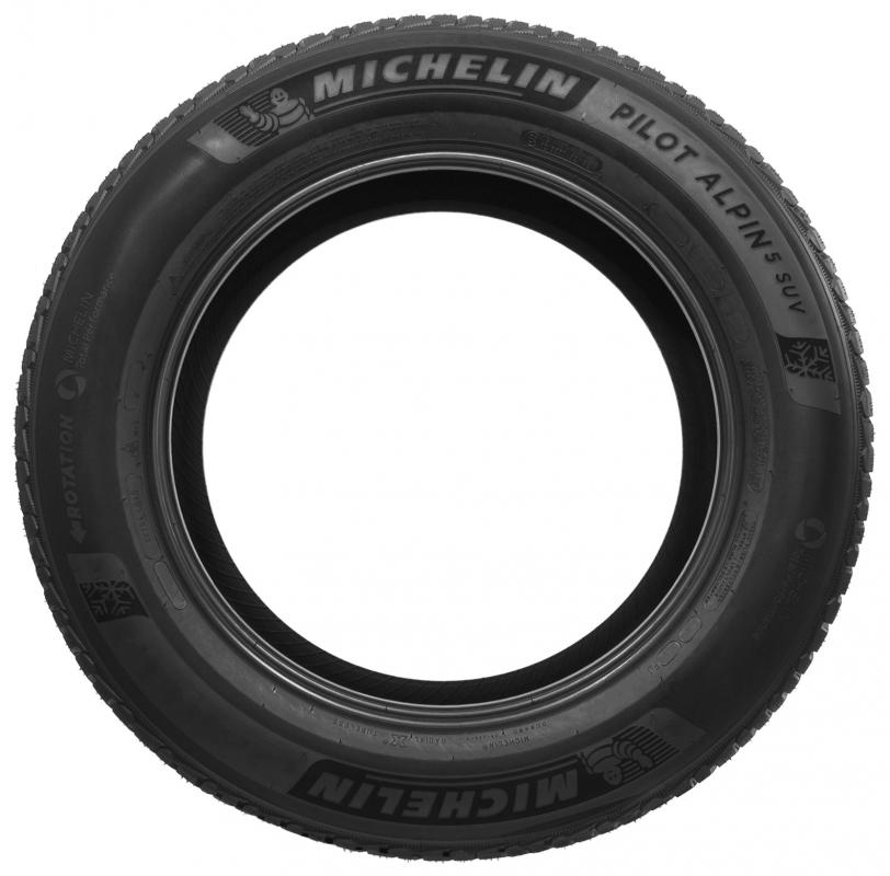 Michelin  PILOT ALPIN 5 SUV 325/40 R22