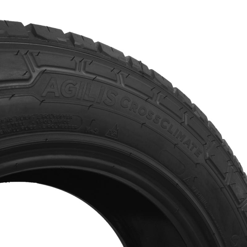 Michelin  AGILIS CROSSCLIMATE 205/75 R16