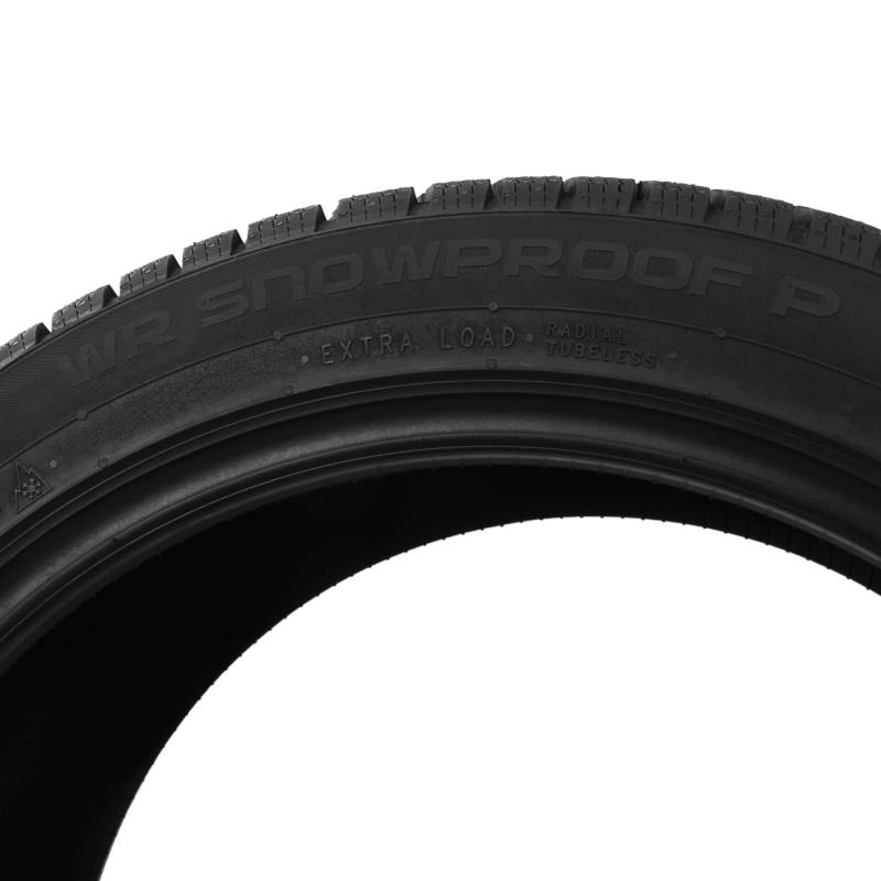 Nokian  WR SNOWPROOF P 245/45 R17