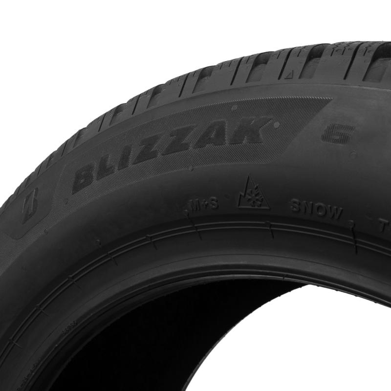 Bridgestone  BLIZZAK 6 225/45 R17