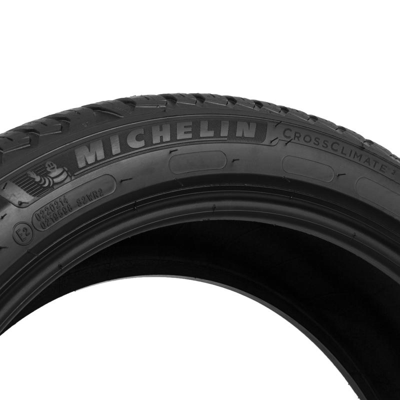 Michelin  CROSSCLIMATE 2 205/60 R16