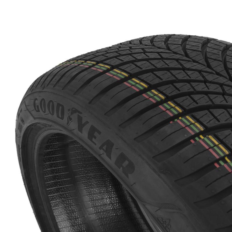 Goodyear  VECTOR 4SEASONS GEN-3 215/45 R17