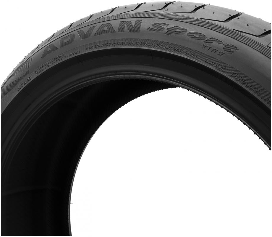 Yokohama  ADVAN Sport V105 205/55 R16