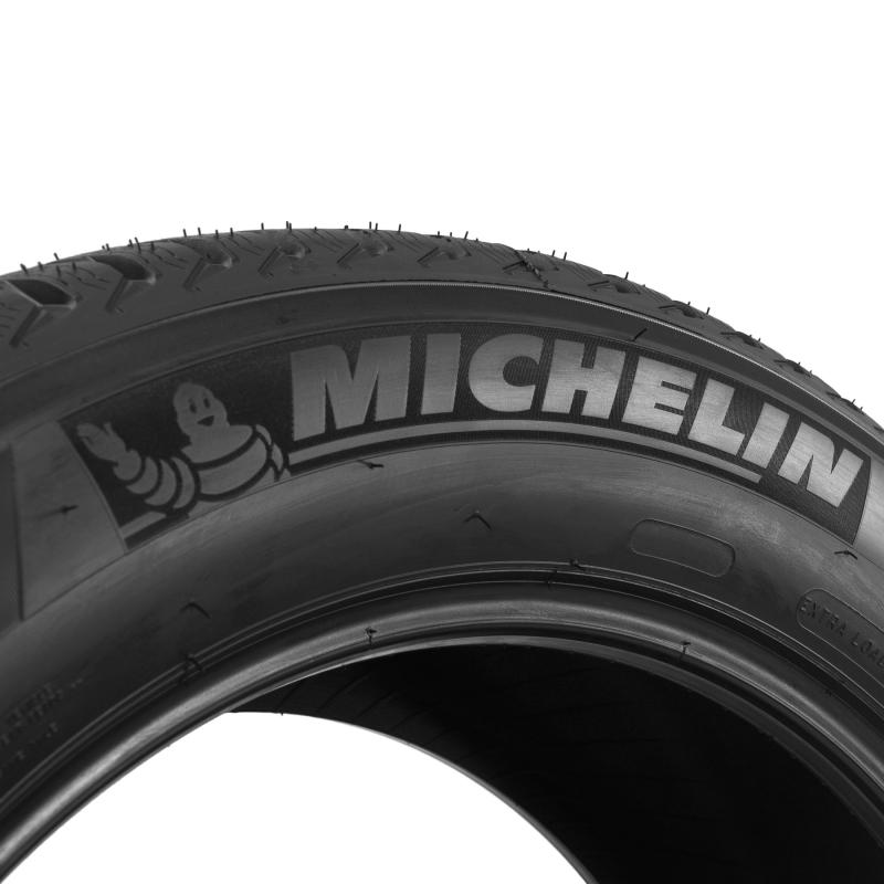 Michelin  LATITUDE ALPIN LA2 275/45 R20
