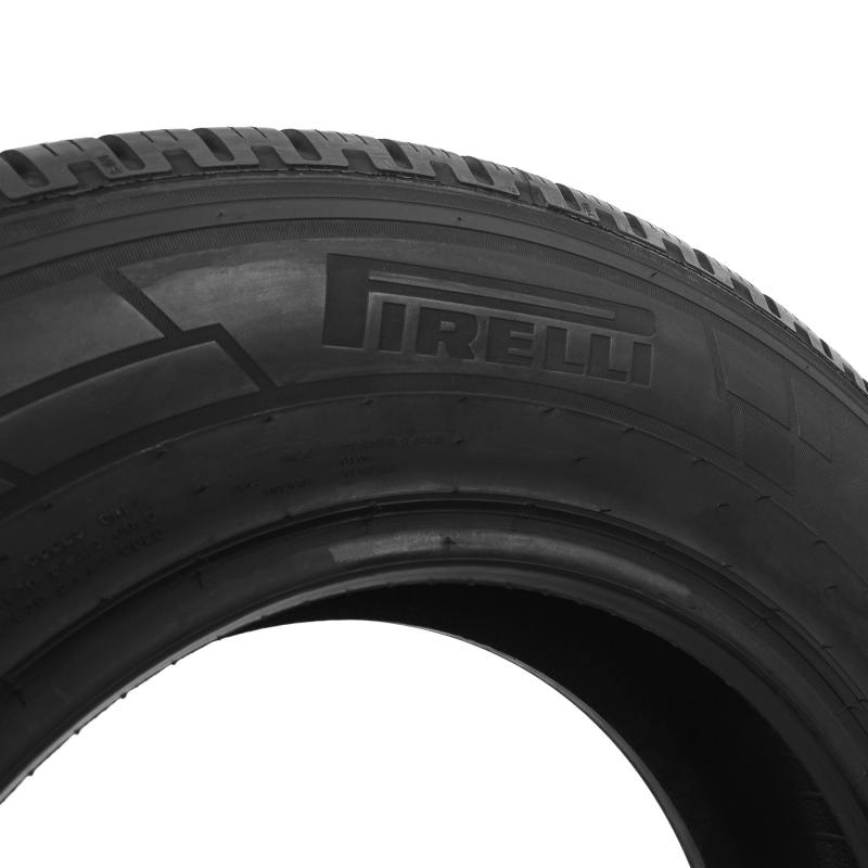Pirelli  CARRIER WINTER 205/65 R16