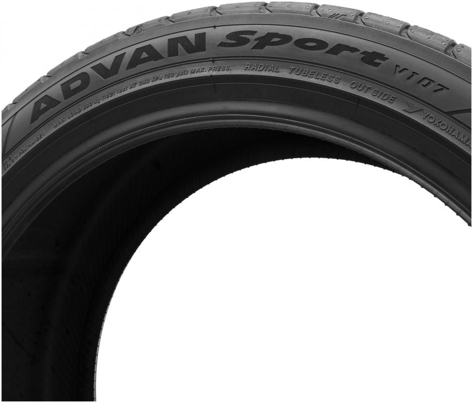 Yokohama  ADVAN Sport V107 225/40 R18